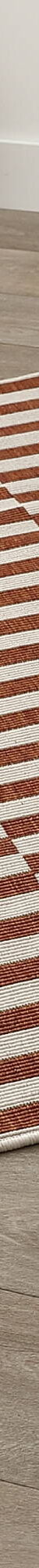 Rechthoekig tapijt met strepen (terracotta) Rechthoekig tapijt met strepen (terracotta)